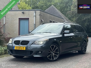BMW 5-serie Touring 530xi High Executive|HUD|PANO|STLVW|APK|