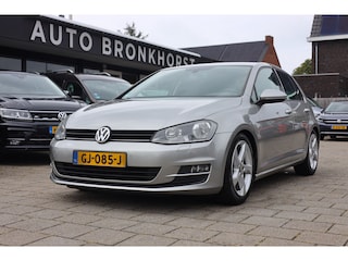 Volkswagen Golf 1.2 TSI TRENDLINE I CRUISE I 17 INCH I TREKHAAK