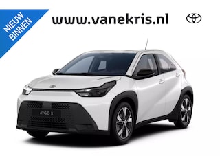 Toyota Aygo Hybrid 115 Play, 17" velgen, Nieuw en DIRECT leverbaar met €1.750 inruilpremie