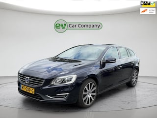 Volvo V60 2.4 D6 Twin Engine R-Design | Volleder | Trekhaak | Memory Seats | Harman Kardon | Parkeersensoren | Volledig onderhoude