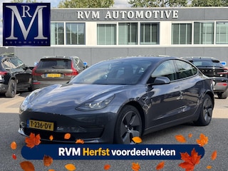 Tesla Model 3 Long Range AWD 75 kWh VAN: 35.900,- VOOR: 33.440,- UW HERFSTVOORDEEL: 2.460,-| FABRIEKSGARANTIE OP ACCU & AANDRIJFLIJN TOT 2031 OF 192.000 KM + ALGEMENE AUTO T/M 06-2027 of 80.000KM! BTW verrekenbaar