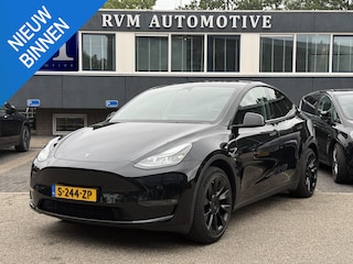 Tesla Model Y Long Range AWD 75 kWh VAN: 38.900,- VOOR: 35.877,- UW HERFSTVOORDEEL: 3.023,-|SOH 92%| ORIGINEEL NED. NAP| 1STE EIGENAAR!| FABRIEKSGARANTIE OP ACCU & AANDRIJFLIJN TOT 2031 OF 192.000 KM| BTW VERREKENBAAR|