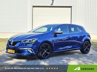 Renault Mégane 1.3 TCe GT-Line / Adaptief Cruise Control / Achteruitrijcamera / Alcantara Bekleding / Sportstoelen / 18'' Lichmetalen Velgen / Climate Control / Apple Carplay & Android Auto / Parkeersensoren /