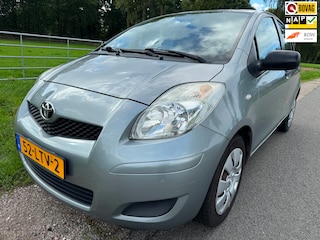 Toyota Yaris 1.3 VVTi Comfort hartstikke betrouwbaar met airco