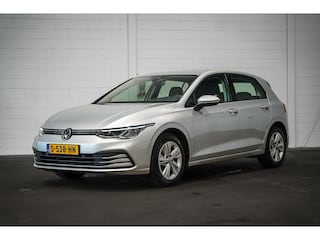 Volkswagen Golf 1.0 eTSI Life | Stoelverwarming | Climate |  Navigatie | ACC