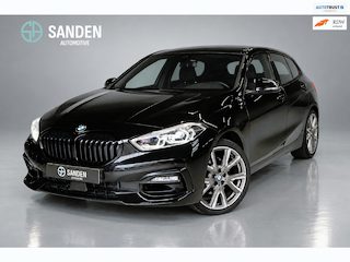 BMW 118i Executive Edition Sportline|140pk|Automaat|Sportstoelen|LED|Navi|Stoelverwarming|19inch