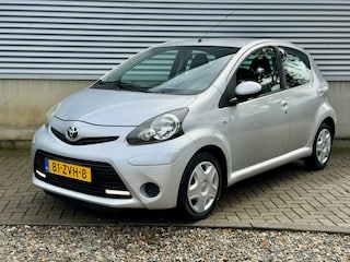 Toyota Aygo 1.0 VVT-i Aspiration automaat [ 1e eig. dealer o.h 38911 km ]