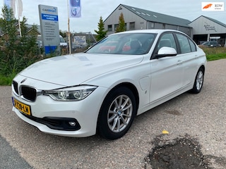 BMW 330e
