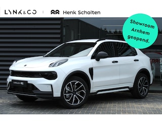 Lynk & Co 01 276PK Core | Achteruitrijcamera | LED Koplampen | Adaptieve Cruise Control | Stoelverwarming | Apple Carplay/Android Auto | Navigatie | Climate Control