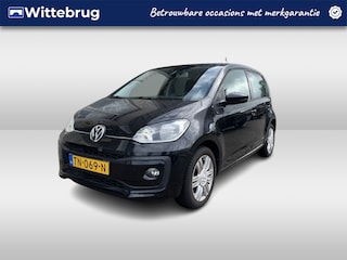 Volkswagen Up 1.0 BMT high up! / CRUISE CONTROL/ PARK.SENSOREN + CAMERA/ BLUETOOTH/ AIRCO/ MULTI.STUUR/ ARMSTEUN/ 15'' LMV