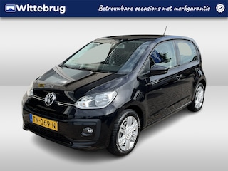 Volkswagen Up 1.0 BMT high up! / CRUISE CONTROL/ PARK.SENSOREN + CAMERA/ BLUETOOTH/ AIRCO/ MULTI.STUUR/ ARMSTEUN/ 15'' LMV