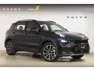 Lynk & Co 01 276PK Automaat Core / Adaptieve cruise control / Stoel - en stuurwielverwarming / Parkeersensoren met camera / Apple carplay / Trekhaak / Metallic lak / 19" lichtmetalen velgen