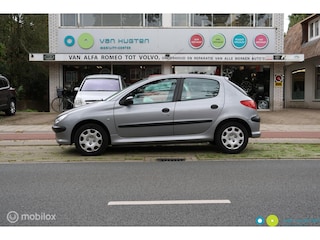 Peugeot 206 1.4 X-line