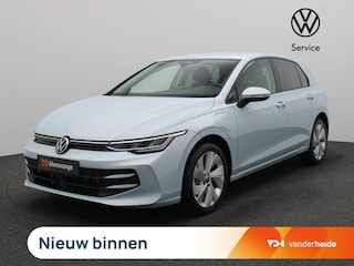 Volkswagen Golf 1.5 eHybrid Life Edition 204PK DSG SOH 100%, Adaptieve Cruise Controle, Navi via Apple Carplay/Android Auto, Achteruitrijcamera, Stoel-Stuurverwarming, Keyless, 17" LM Velgen