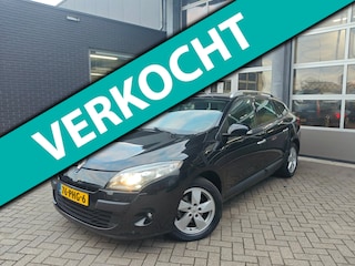 Renault Mégane Estate 1.6 Dynamique | Trekhaak | Navigatie | Airco | Cruise | Sensoren voor + Achter