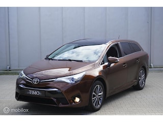 Toyota Avensis Touring Sports Automaat 1.8 VVT-i Dynamic
