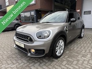 Mini Countryman 1.5 Cooper S E ALL4 LEDER*NAVI*CRUISE*PDC*