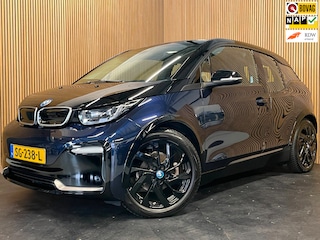 BMW i3 S iPerformance 94Ah 33 kWh|92% SOH|GROTE ACCU|BLACK&BLUE|ACC|CARPLAY|CAMERA|AUTOMAAT|STOELVERWARMING|LANE-ASSIST|NAVIGATIE|