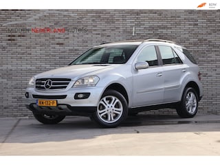 Mercedes-Benz M-klasse 350 * TREKHAAK * NETTE STAAT * SCHUIFDAK * NIEUWE APK *