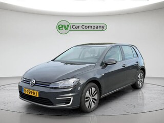 Volkswagen Golf E-DITION | SOH ..% | Parkeersensoren | CarPlay | Navigatie |