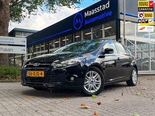 Ford Focus 1.0 EcoBoost Lease Titanium Navi Cruise airco Sportief Parkassist