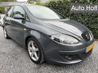 Seat Altea 1.6 Lifestyle | Autom. Airco | Cruise Control | LMV | Sportstoelen | Privacy Glass | PDC | Dealer onderhouden! | APK tot 10-06-2027!