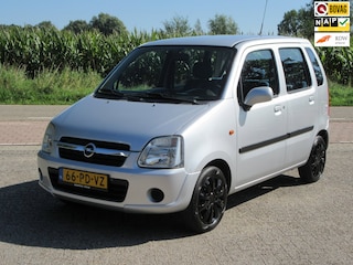 Opel Agila 1.2-16V Enjoy