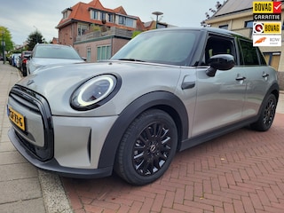 Mini Cooper 5-Deurs 1.5 Camden Go Edition garantie mogelijk tm 2036