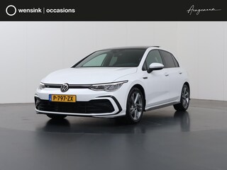 Volkswagen Golf 1.5 eTSI R-Line Business+ | Panoramadak | Stoel/Stuurverwarming | Trekhaak | R-Line In/Exterieur |