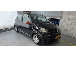 Toyota Aygo 1.0 VVT-i Comfort Orange