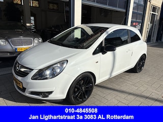 Opel Corsa 1.4-16V AIRCO/LM VELGEN/NETTE STAAT!