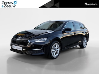 Skoda Octavia Combi 150PK TSI MHEV Business Edition Plus | Electrisch Wegklapbare Trekhaak | Navigatie | Apple Carplay/Android Auto | Climate Control | Cruise Control | Lichtmetalen Velgen | Camera | Parkeersensoren |