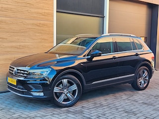 Volkswagen Tiguan 2.0 TSI 4Motion Highline Leer Trekhaak Keyless Camera Navi
