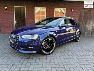 Audi A3 SPORTBACK 1.4 TFSI S- Line | Pano| Trekhaak| Bi- Xenon| S-Line stuurwiel