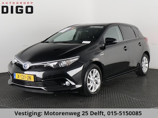 Toyota Auris 1.8 HYBRIDE EXECUTIVE AUTOMAAT GARANTIE 2029! CAMERA.STOELVERWARMING . NAVIGATIE . CRUISE CONTROL .