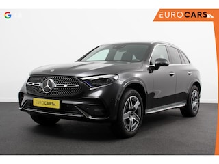 Mercedes-Benz GLC 400e 4MATIC AMG Line PHEV Navigatie Panorama dak Lederen bekleding Camera Electrisch bedienbare achterklep Trekhaak Adaptive cruise control