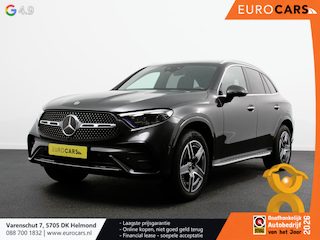 Mercedes-Benz GLC 400e 4MATIC AMG Line PHEV  Navigatie Panorama dak Lederen bekleding Camera Electrisch bedienbare achterklep Trekhaak Adaptive cruise control