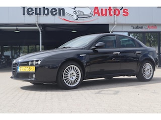 Alfa Romeo 159 1.9 JTS Distinctive | Leder | Stoelverwarming | Cruise control | Climate control | Trekhaak