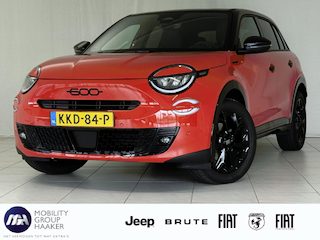 Fiat 600 e Sport 54 kWh | Parkeercamera | Carplay | ACC