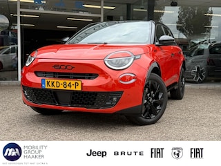 Fiat 600 e Sport 54 kWh | Parkeercamera | Carplay | ACC