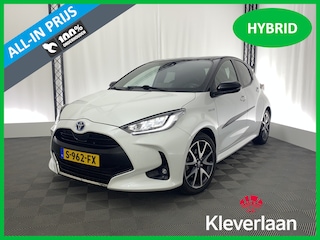 Toyota Yaris 1.5 Hybrid Dynamic Automaat | Trekhaak | CarPlay | Stoelverw. | Camera | 17'' | Parelmoer | ACC | Cruise