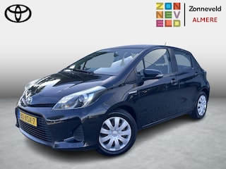 Toyota Yaris 1.5 Full Hybrid Aspiration All seasonbanden