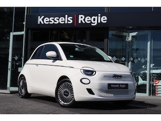 Fiat 500 Icon 42 kWh | SOH 93% | Stoelverwarming | Camera | CarPlay | Blis | 16” | Cruise | Sensoren | Clima | DAB