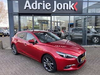 Mazda 3 2.0 SkyActiv-G 120 GT-M AUTOMAAT | TREKHAAK | 18" LM VELGEN | CAMERA | STOEL- en STUURVERWARMING | LEDER | Bose AUDIO | NED.AUTO | DEALER ONDERHOUDEN |