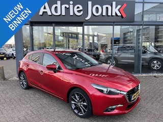Mazda 3 2.0 SkyActiv-G 120 GT-M AUTOMAAT | TREKHAAK | 18" LM VELGEN | CAMERA | STOEL- en STUURVERWARMING | LEDER | Bose AUDIO | NED.AUTO | DEALER ONDERHOUDEN |