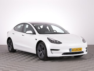 Tesla Model 3 RWD *SOH 93.8%* PANORAMADAK | LEDER