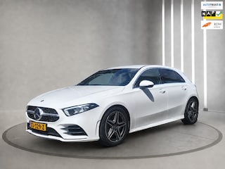 Mercedes-Benz A-klasse 180 AMG AUTOMAAT| CAMERA | DIGITAAL| ELECTR TREKHAAK| STOELVERWARMING