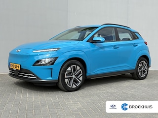 Hyundai Kona EV Comfort 39 kWh / SOH 100% / Fabrieksgarantie t/m 04-2028 / Dealer Onderhouden / Stoelverwarming / Apple Carplay/Android Auto / Achteruitrijcamera / 1-fase /