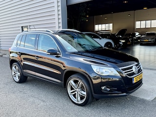Volkswagen Tiguan 1.4 TSI Sport&Style Clima|Cruis|Carplay Zwart
