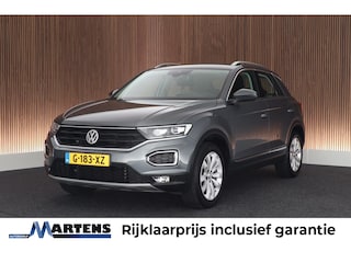 Volkswagen T-Roc 1.5 TSI 150pk DSG Sport LED Trekhaak Camera Virtual Cockpit Navigatie